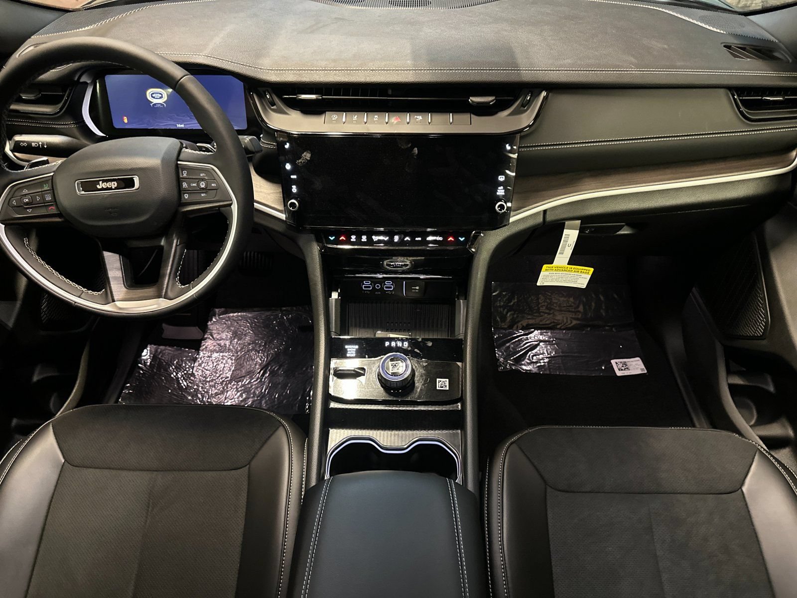 New 2026 Jeep Grand Cherokee Altitude AWD/4WD image 12