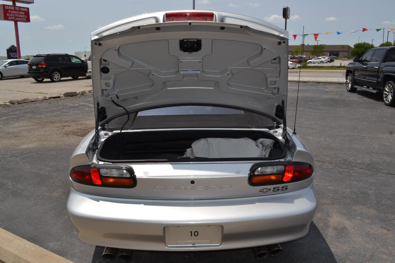 Used 2002 Chevrolet Camaro Z28 w/ SS Performance/Appearance Pkg image 35