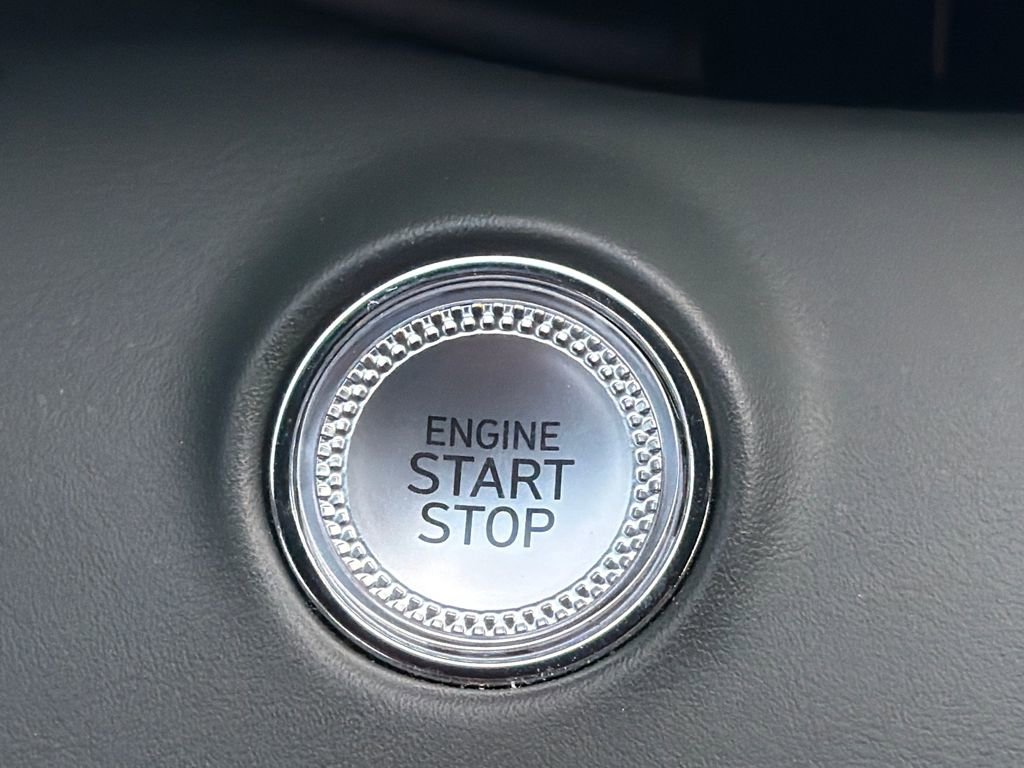 Used 2023 Genesis GV70 2.5T w/ Advanced Package image 25