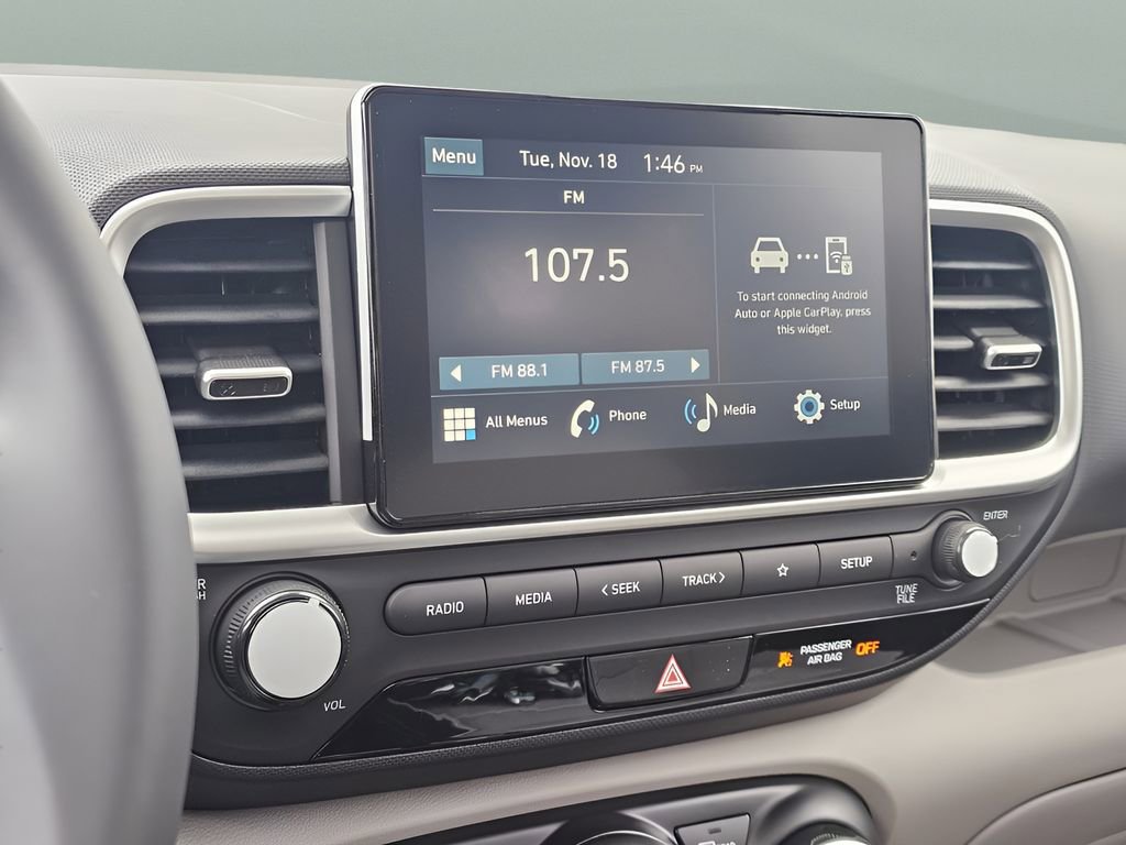Used 2026 Hyundai Venue SEL image 18