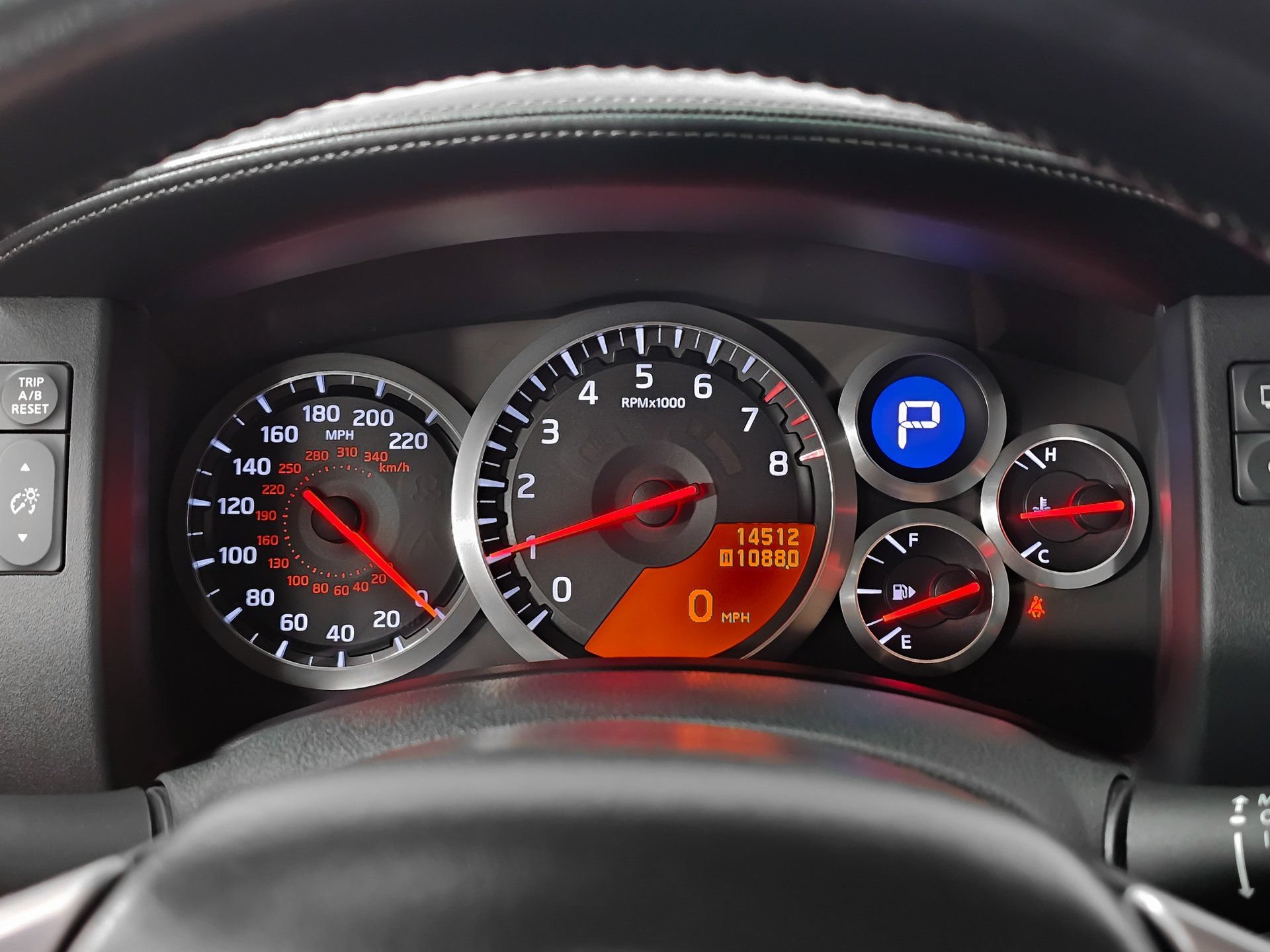 Used 2010 Nissan GT-R Premium AWD/4WD image 43