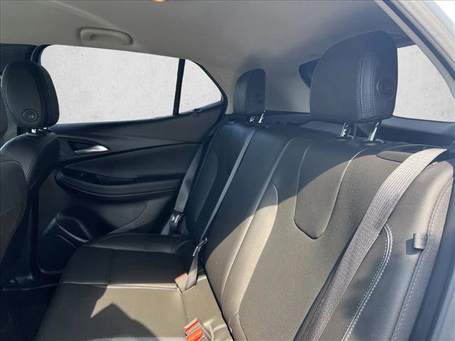 Used 2025 Buick Encore GX Sport Touring image 18
