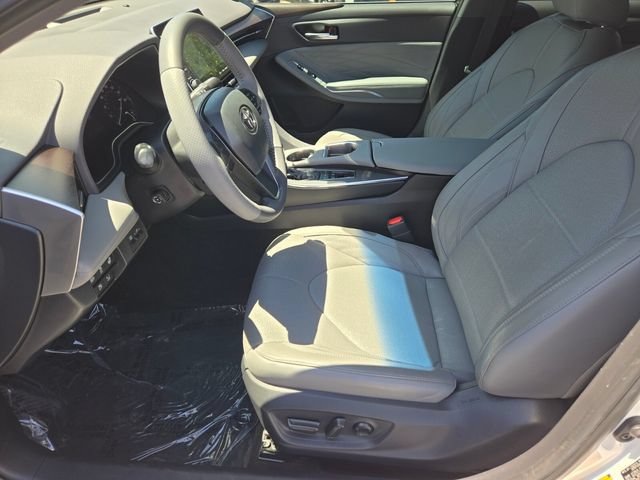Used 2021 Toyota Avalon Limited w/ Advanced Safety Package FWD image 10