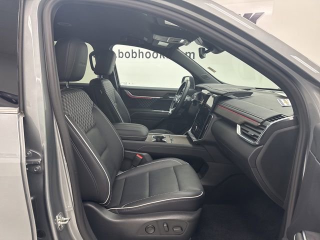 Used 2024 GMC Acadia Denali w/ LPO, Floor Liner Package AWD/4WD image 33