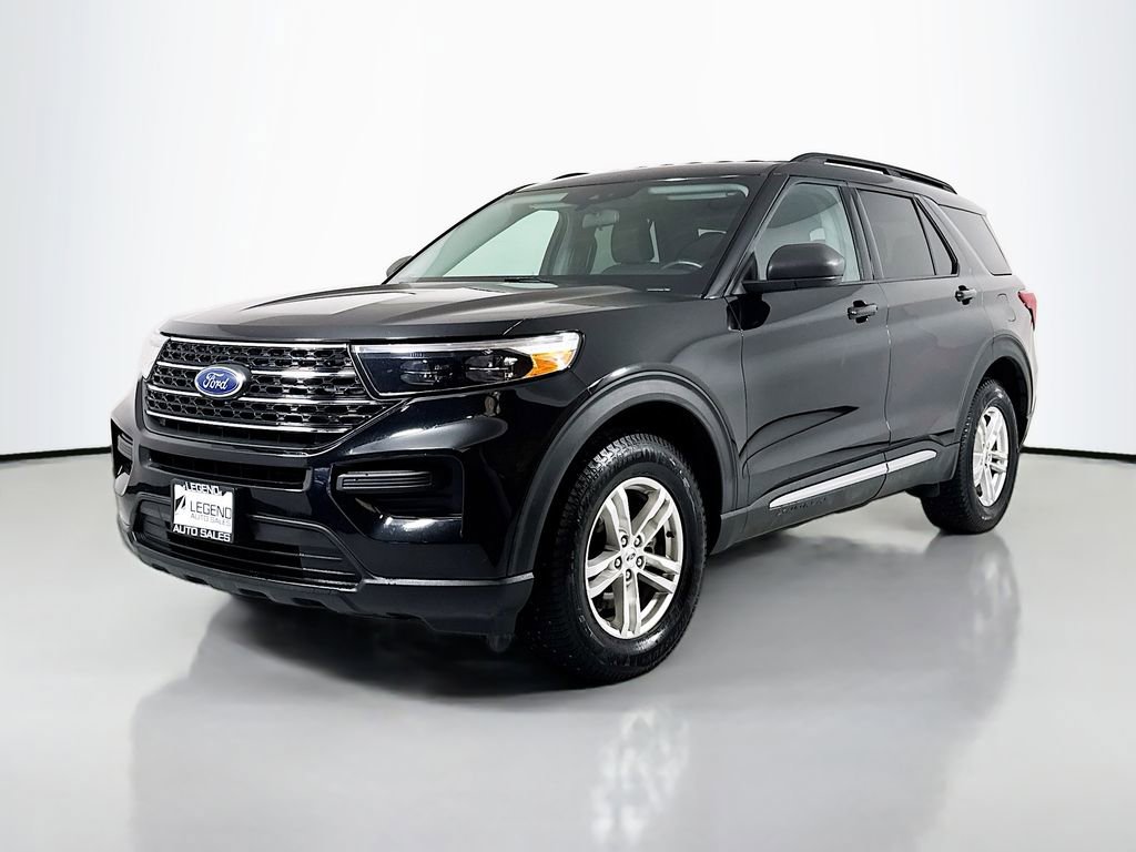 Used 2022 Ford Explorer XLT image 1