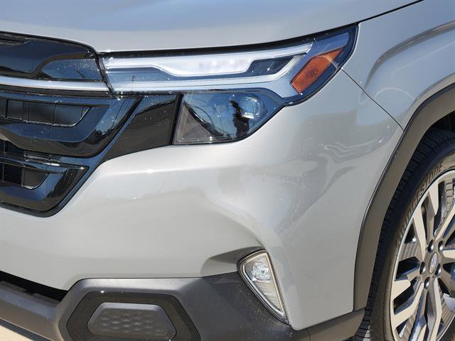 New 2025 Subaru Forester Touring image 5