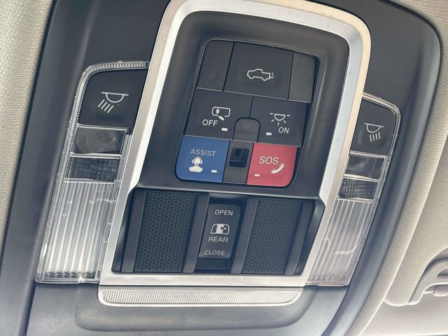 Used 2023 RAM 2500 Limited AWD/4WD image 34