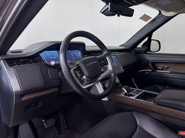 Used 2022 Land Rover Range Rover Long Wheelbase SE AWD/4WD image 9
