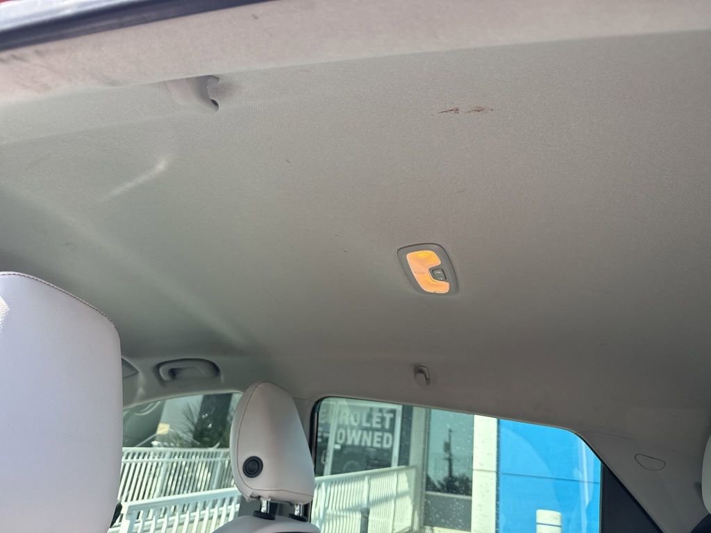 Used 2020 Chevrolet Bolt Premier w/ Infotainment Package image 16