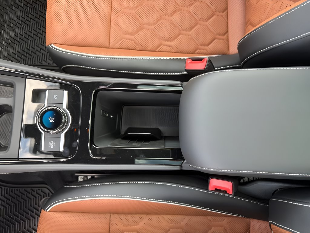 New 2026 Volkswagen Tiguan SEL R-Line AWD/4WD image 27