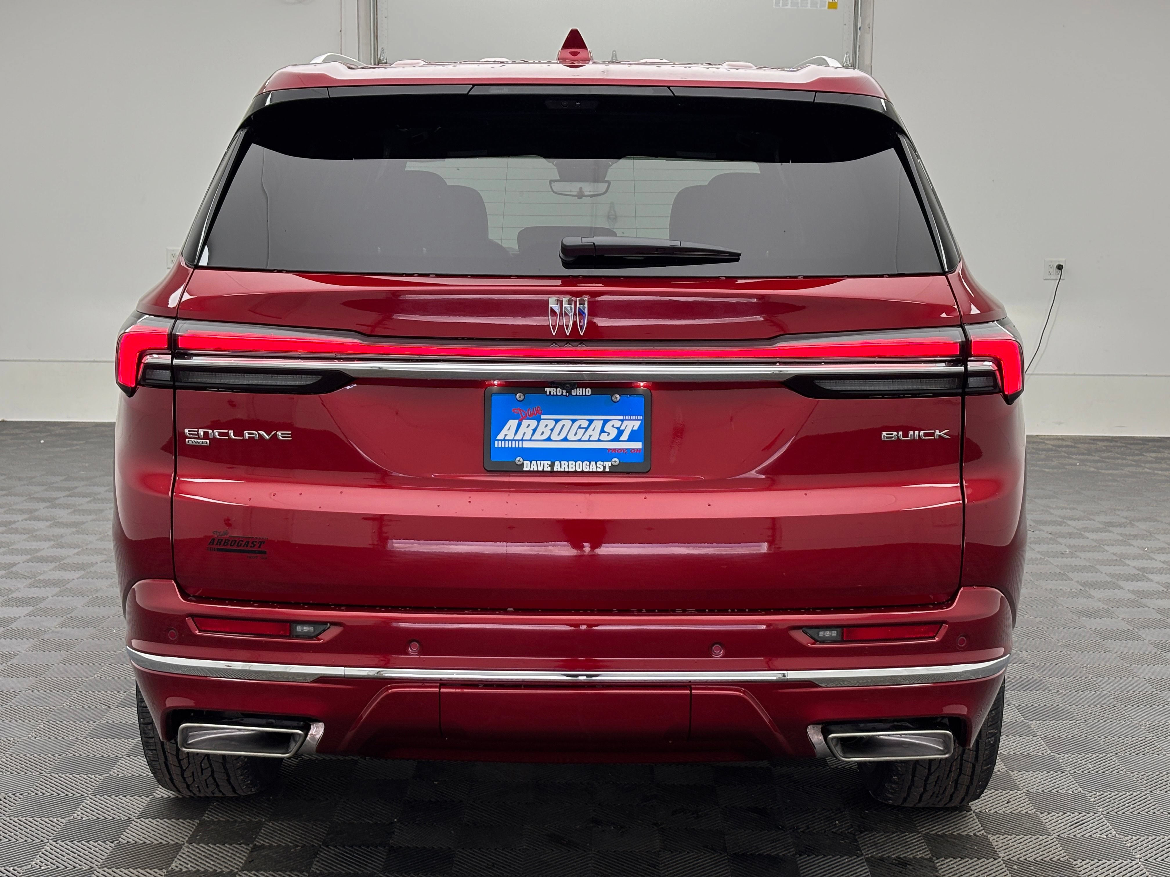 New 2027 Buick Enclave Avenir w/ LPO, Floor Liner Package AWD/4WD image 12