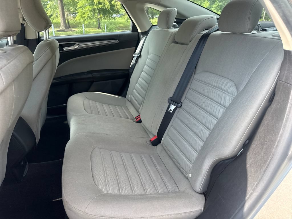 Used 2019 Ford Fusion S FWD image 31