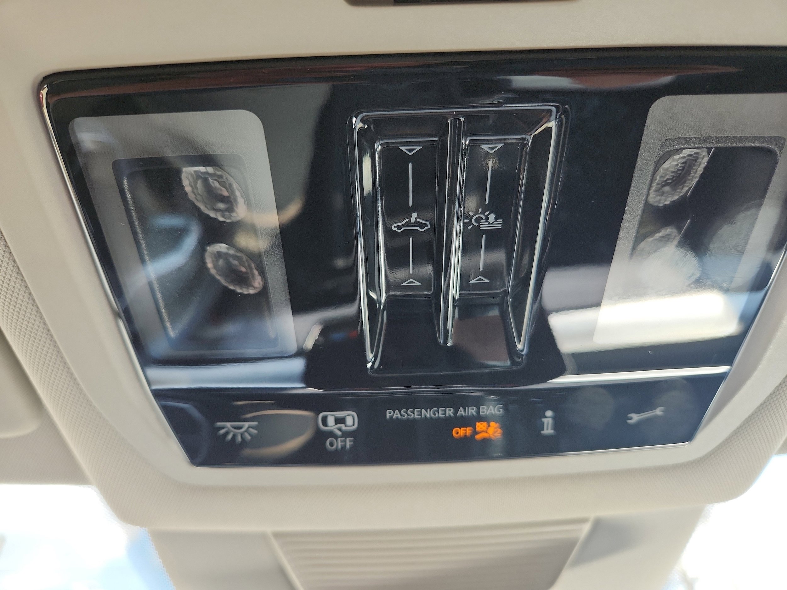 New 2025 Volkswagen Tiguan SE AWD/4WD image 20