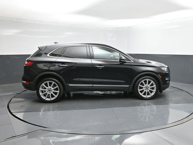 Used 2019 Lincoln MKC Reserve FWD image 11