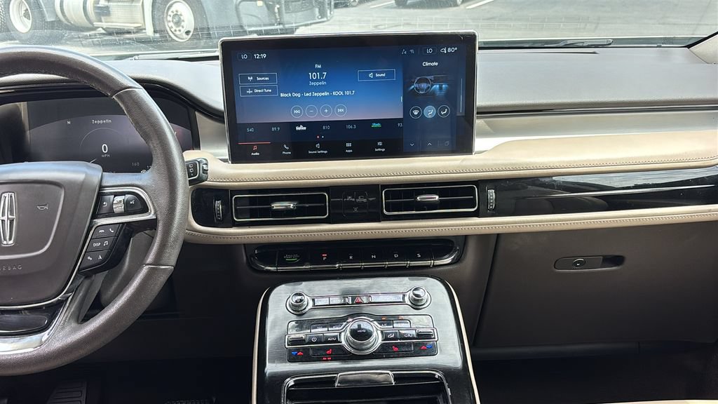 Used 2021 Lincoln Nautilus AWD image 6