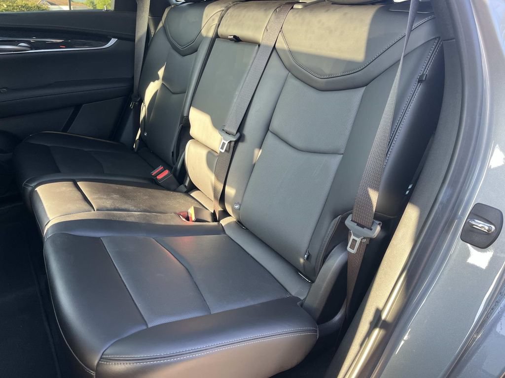 Used 2023 Cadillac XT5 Premium Luxury w/ Technology Package FWD image 23