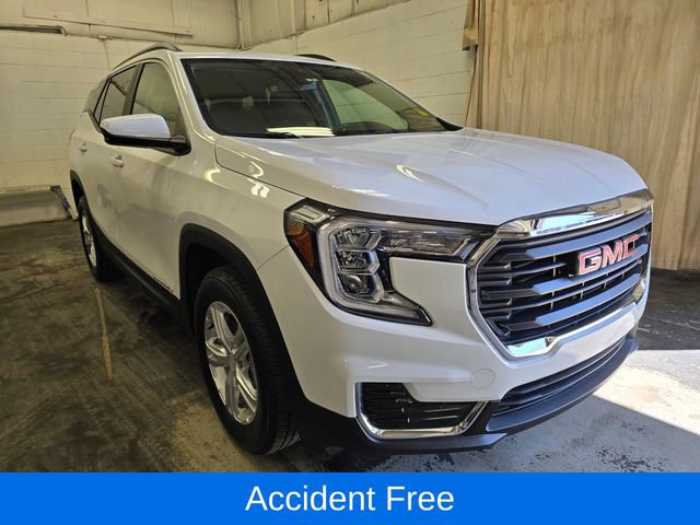 Used 2023 GMC Terrain SLE w/ Driver Convenience Package AWD/4WD image 4
