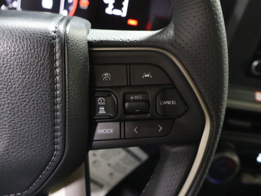 New 2026 Toyota 4Runner SR5 AWD/4WD image 24