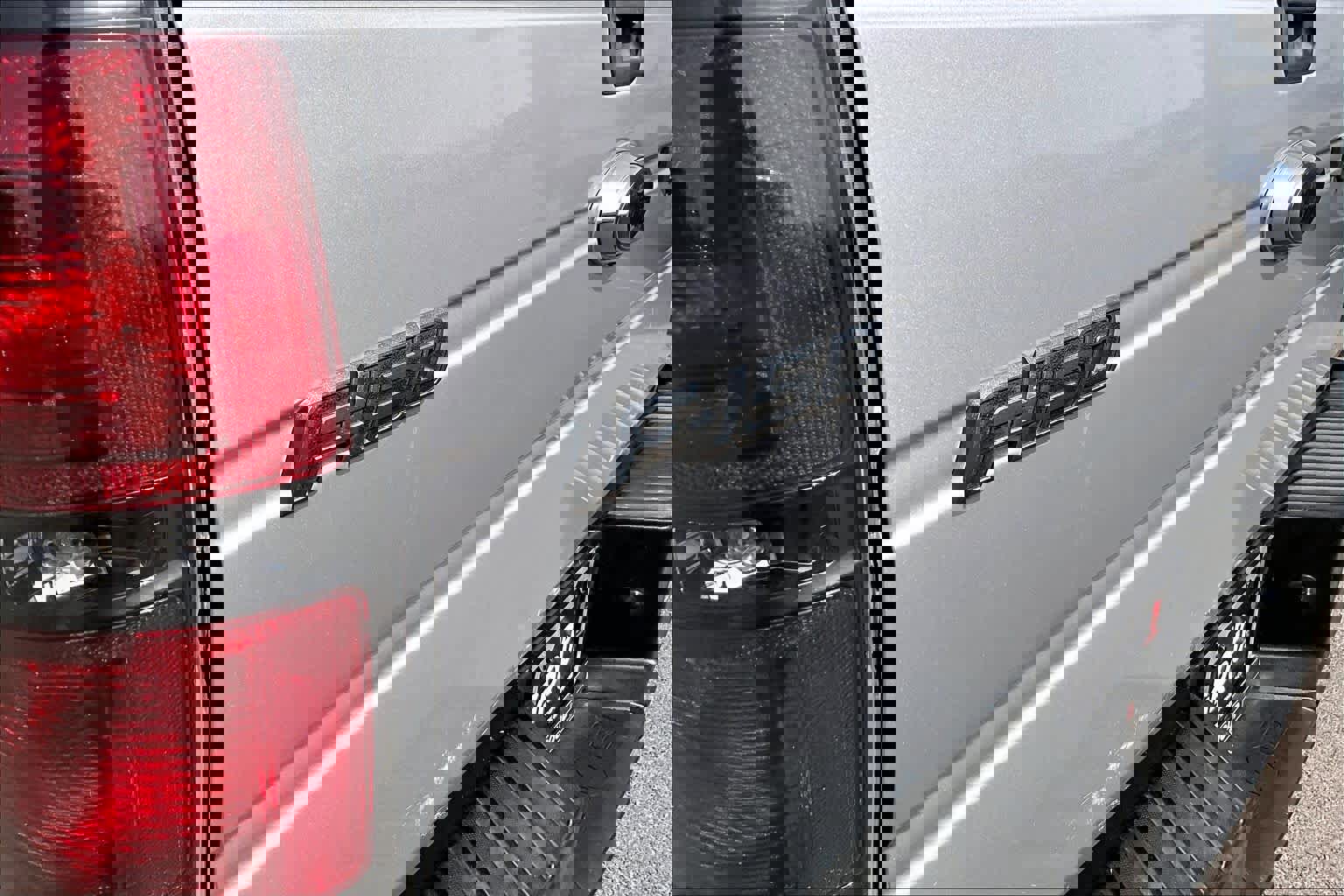 Used 2012 Ford F150 Raptor w/ Raptor Plus Pkg image 31