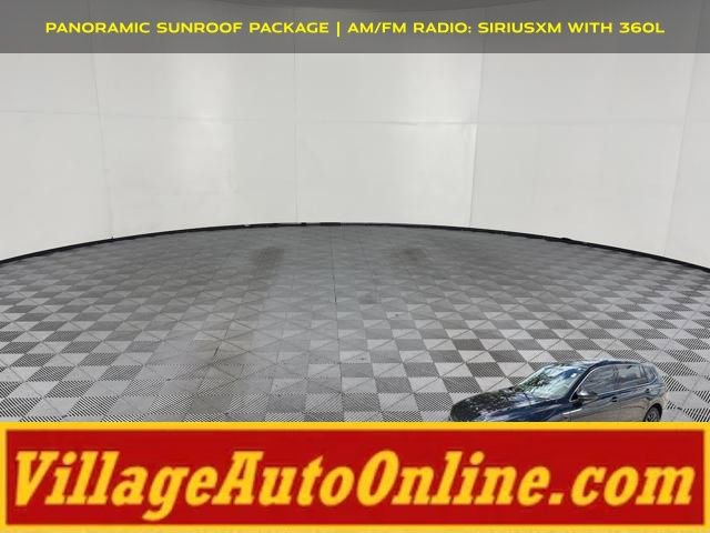 Used 2022 Volkswagen Tiguan SE w/ Panoramic Sunroof Package AWD/4WD image 8