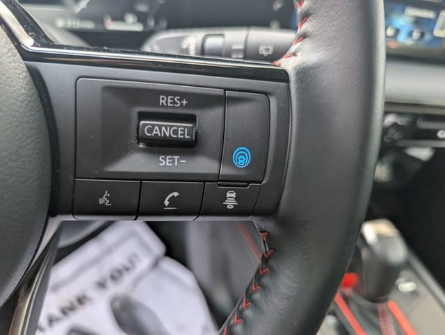 Certified 2025 Nissan Kicks SR AWD/4WD image 17