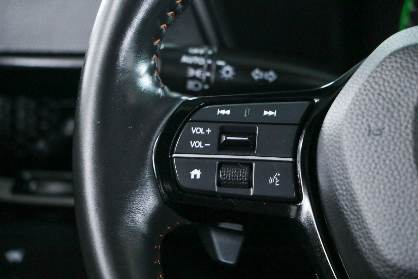 Used 2023 Honda CR-V Sport Touring image 13