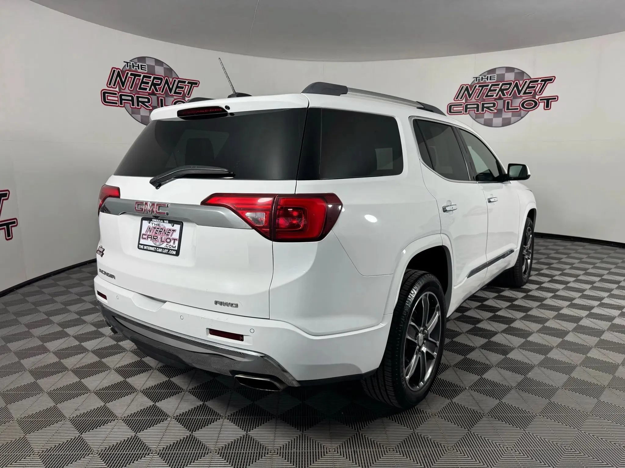 Used 2019 GMC Acadia Denali AWD/4WD image 7