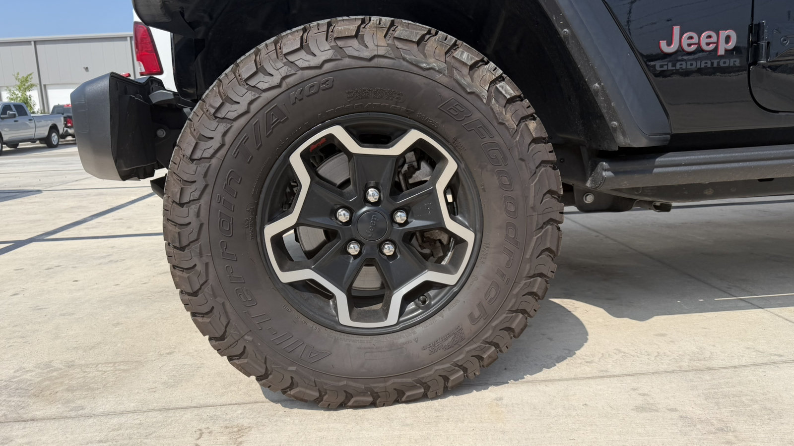 Certified 2020 Jeep Gladiator Rubicon AWD/4WD image 10