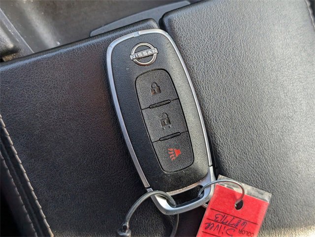 Used 2024 Nissan Rogue S image 30