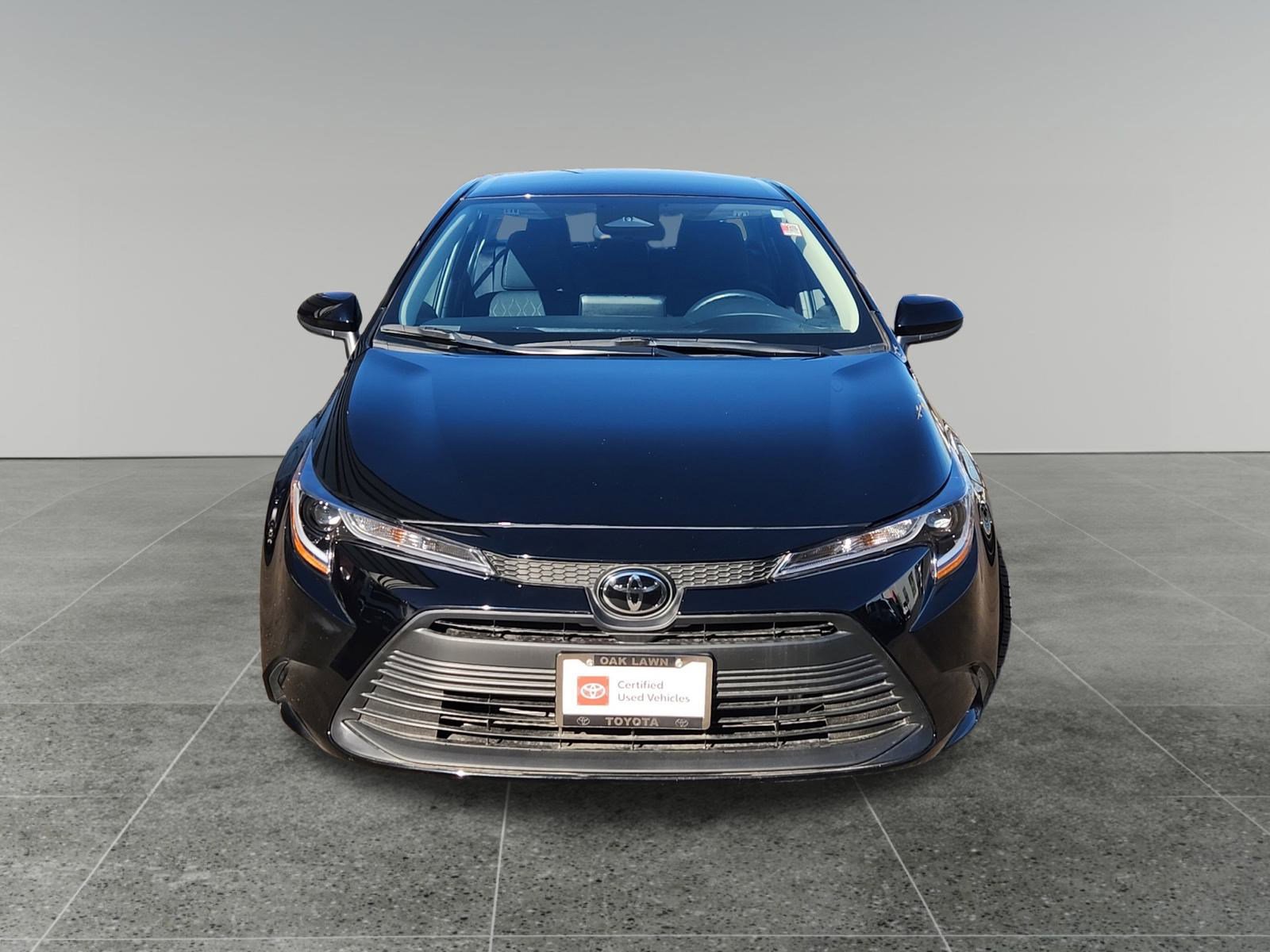 Certified 2025 Toyota Corolla LE image 2