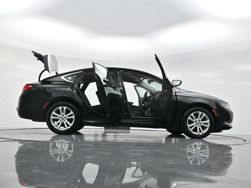 Used 2015 Chrysler 200 Limited FWD image 55