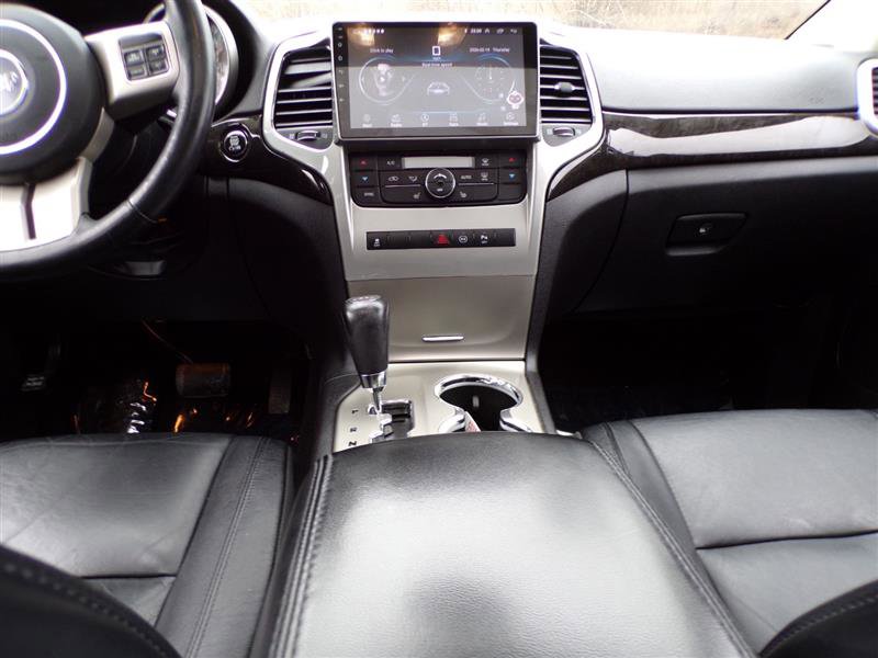 Used 2012 Jeep Grand Cherokee Laredo image 30