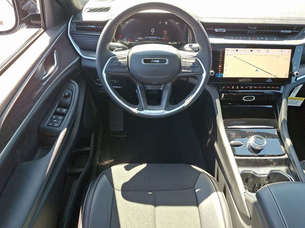 New 2026 Jeep Grand Cherokee Altitude AWD/4WD image 8