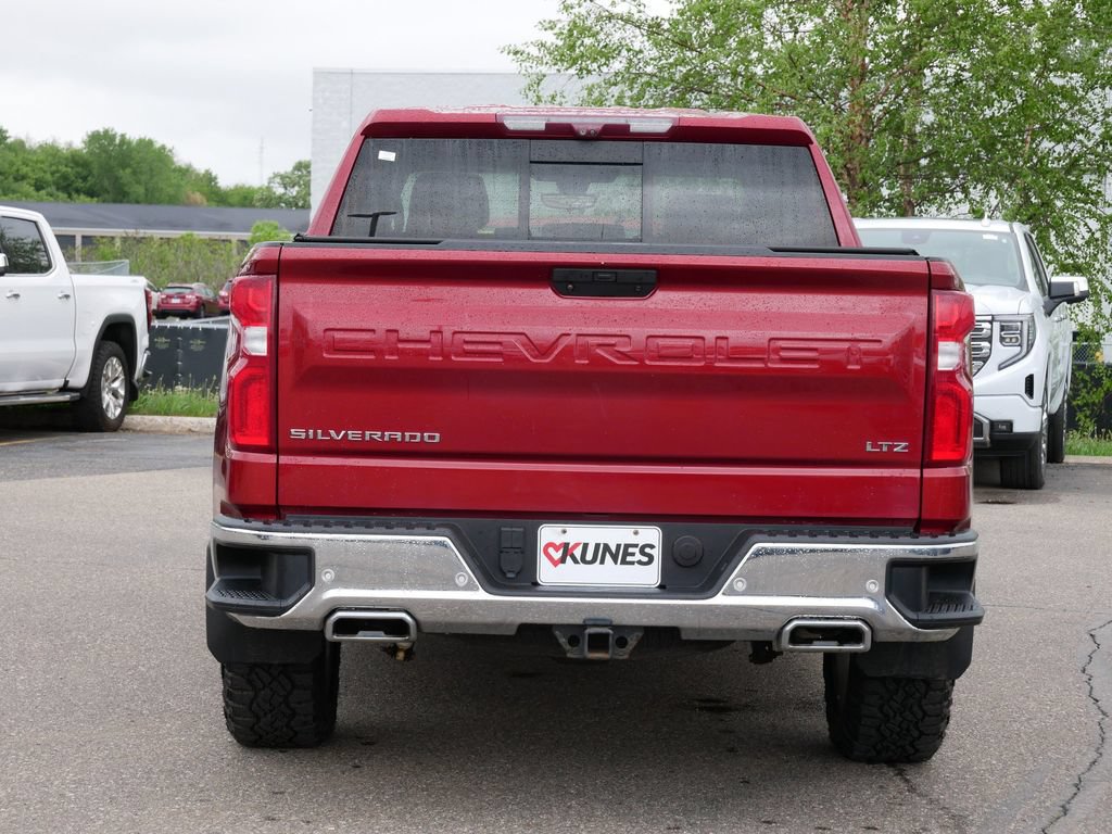 Used 2020 Chevrolet Silverado 1500 LTZ w/ LTZ Premium Package AWD/4WD image 9