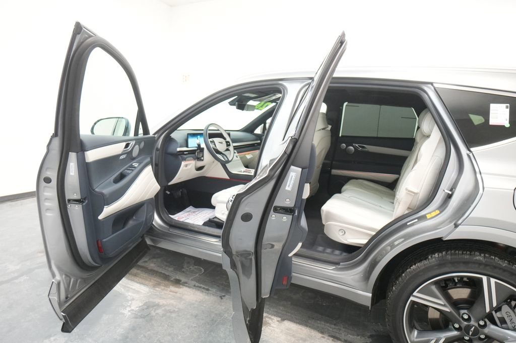 New 2026 Genesis GV80 3.5T Prestige image 28