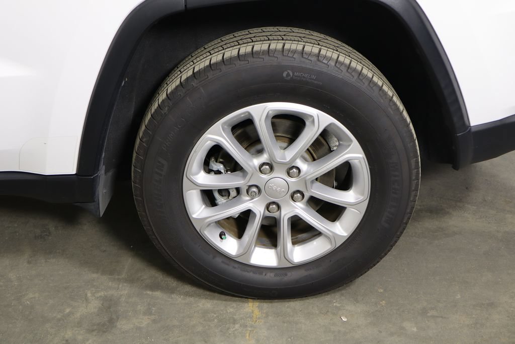 Used 2022 Jeep Grand Cherokee Laredo E RWD image 43