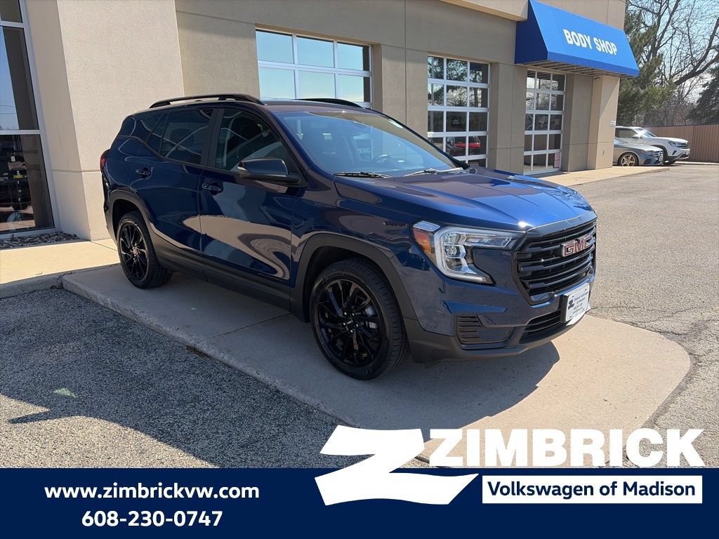 Used 2023 GMC Terrain SLE w/ Elevation Edition AWD/4WD image 1
