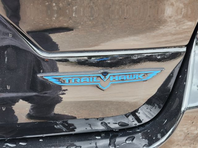 Certified 2023 Jeep Grand Cherokee Trailhawk w/ Advanced Protech Group II AWD/4WD image 12
