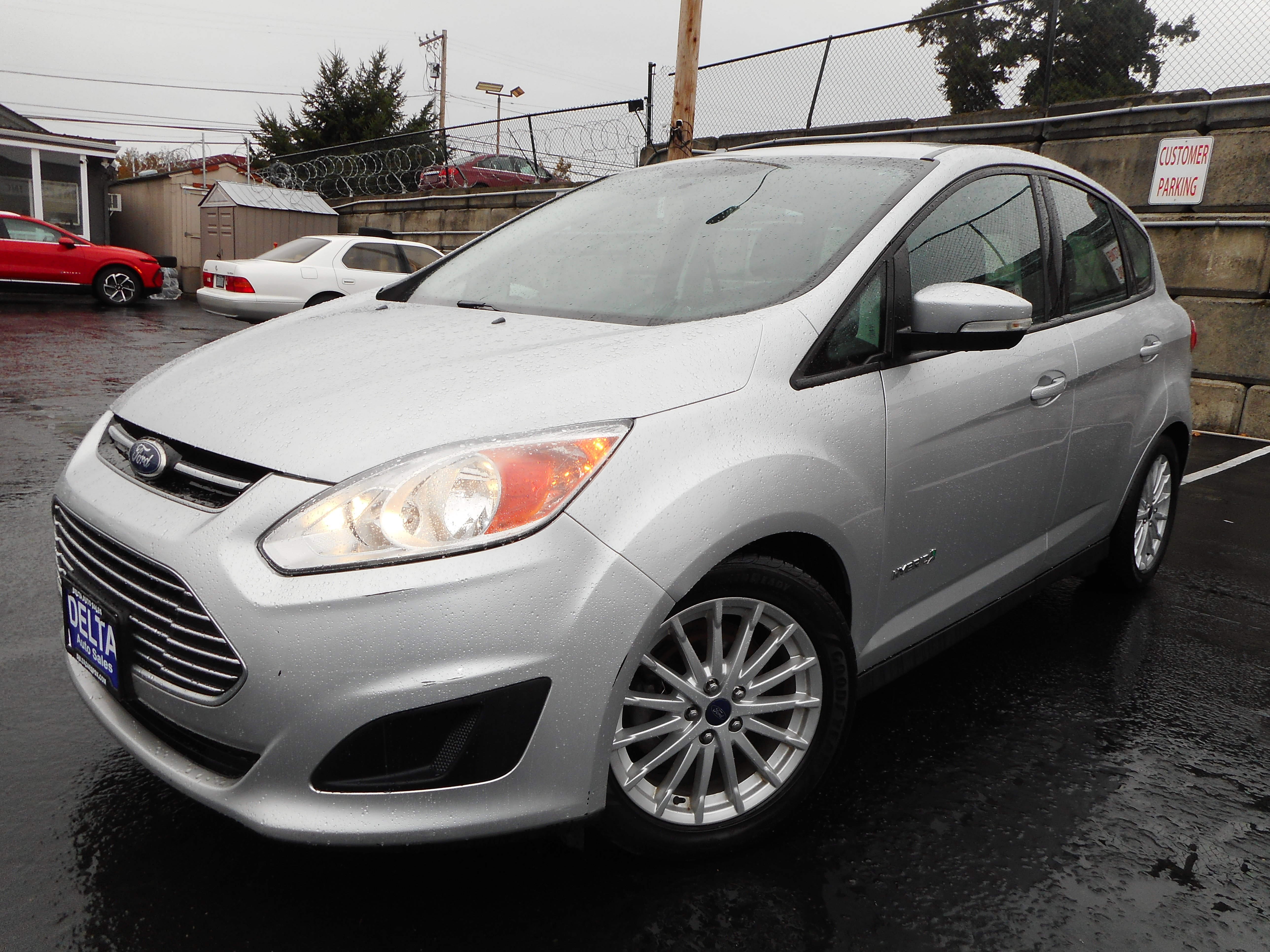 Used 2016 Ford C-MAX SE image 4