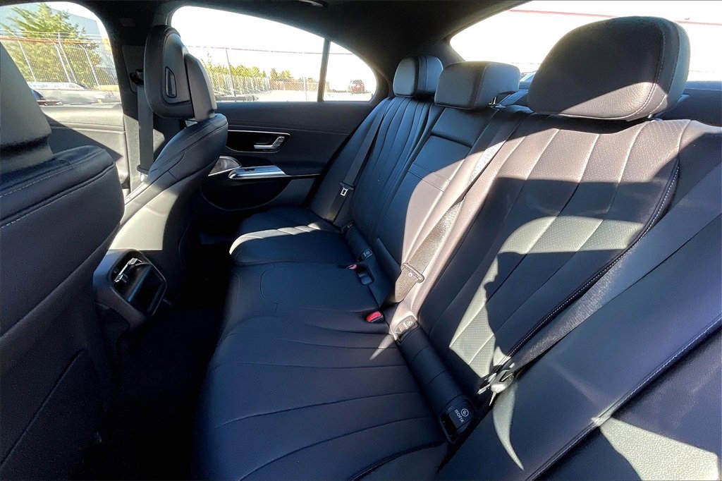 New 2026 Mercedes-Benz E 350 4MATIC Sedan image 10