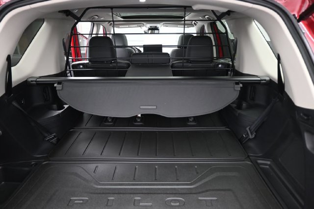 New 2026 Honda Pilot Touring image 16