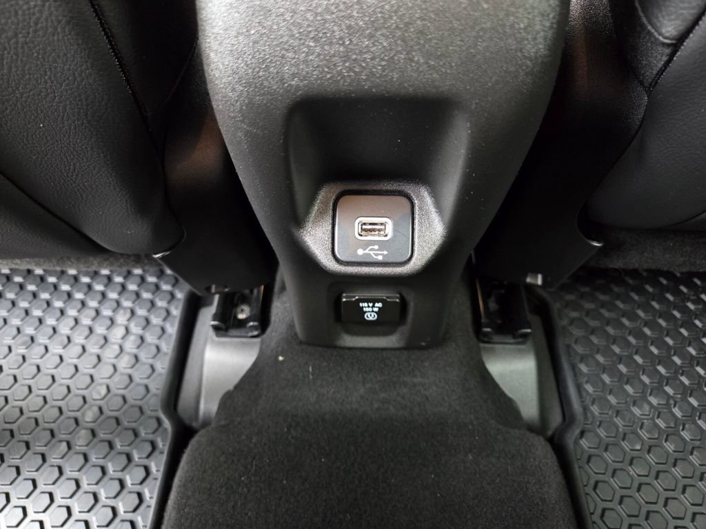 Used 2022 Jeep Renegade Trailhawk AWD/4WD image 15
