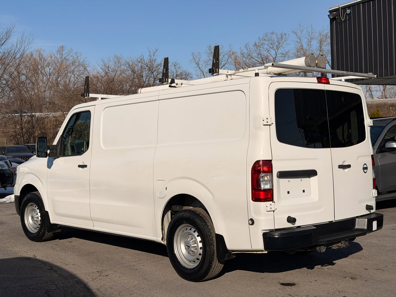 Used 2020 Nissan NV 3500 S image 7