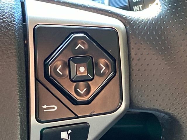 Used 2021 Toyota 4Runner SR5 image 19