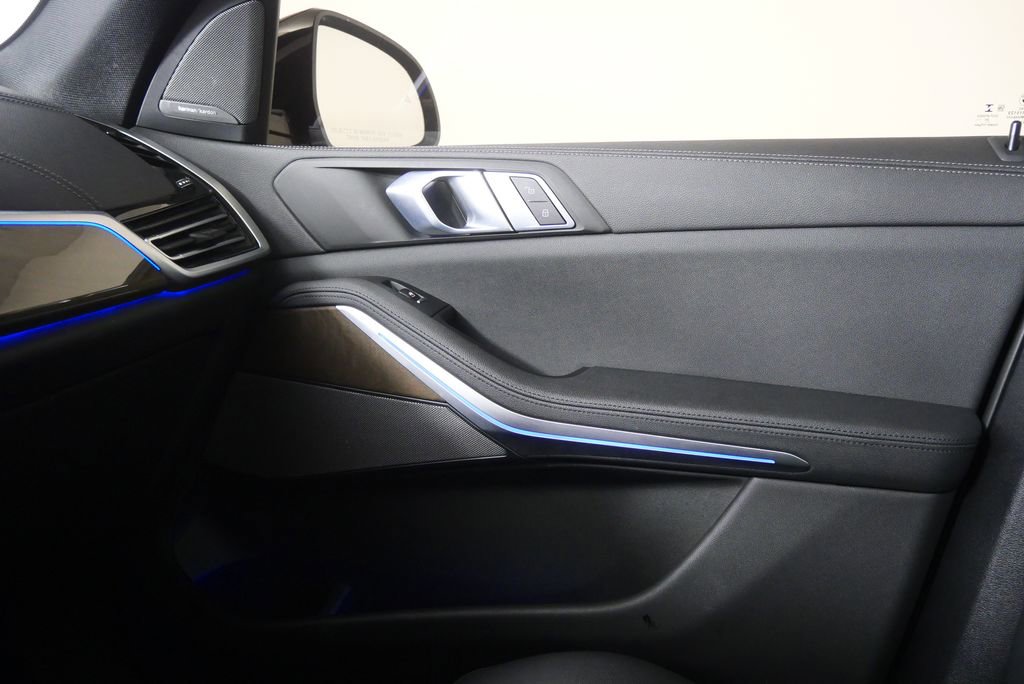 Used 2021 BMW X5 sDrive40i w/ Premium Package image 28