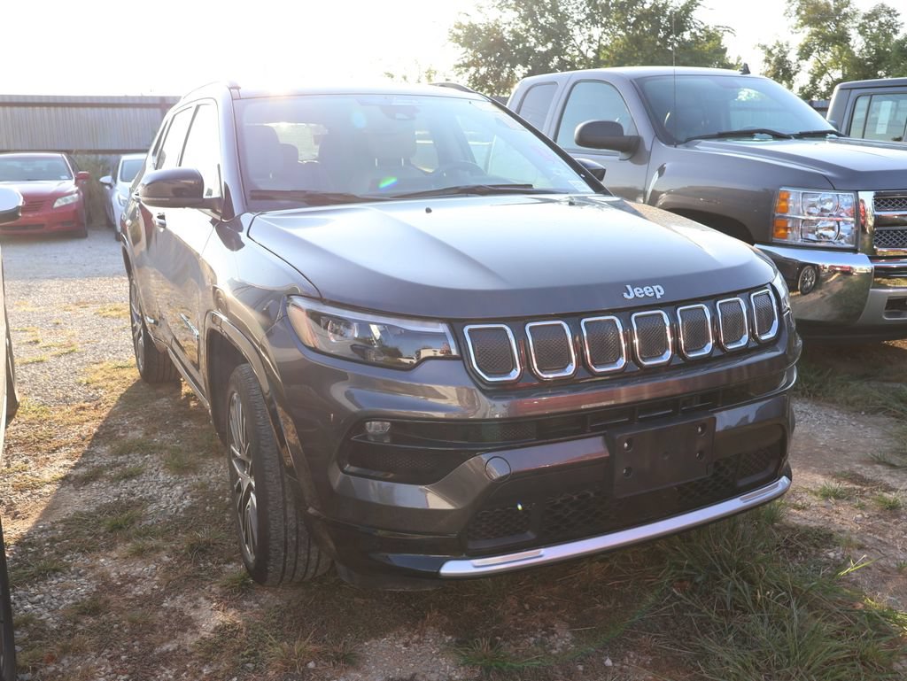 Used 2022 Jeep Compass Limited w/ Elite Group AWD/4WD image 10