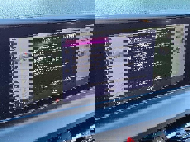 Used 2024 Kia Seltos EX image 17