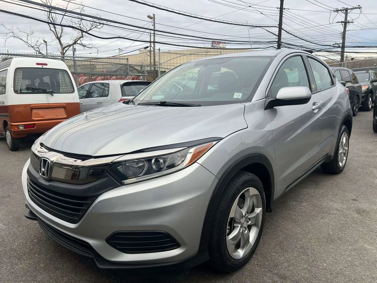 Used 2019 Honda HR-V LX image 2