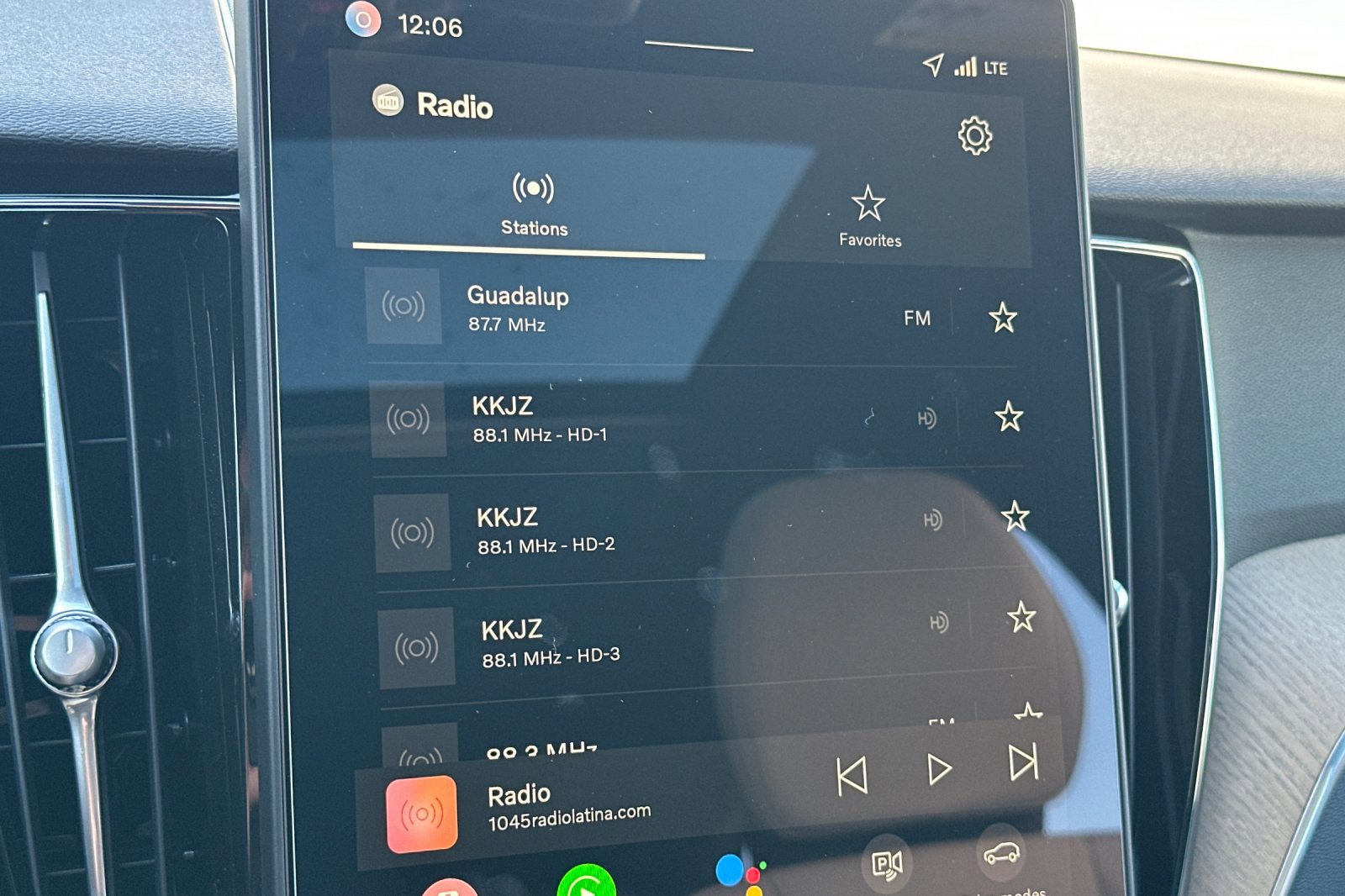 New 2026 Volvo XC60 B5 Plus w/ Climate Package image 15