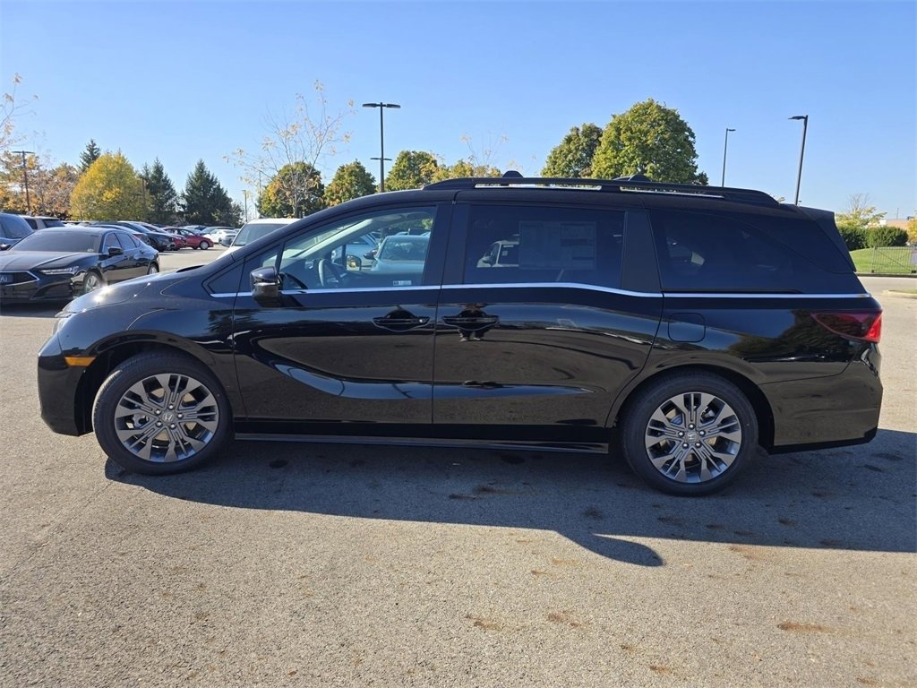 New 2026 Honda Odyssey Touring image 19